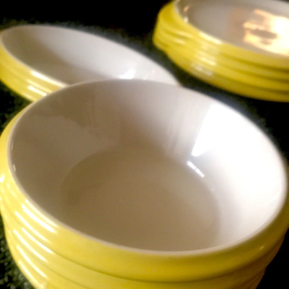 Antique dinnerware 24 pieces. Halls China Like new. Only used for decoration. - Picture 1 of 5